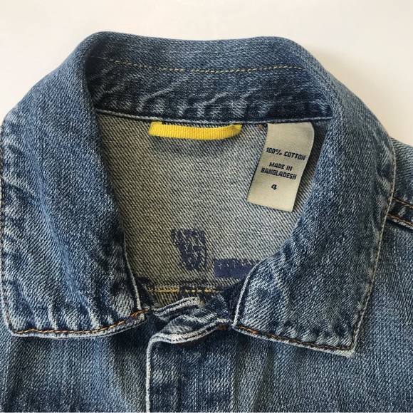 Vintage Oshkosh Distressed Jean Jacket, Size 4. - Picture 5 of 5